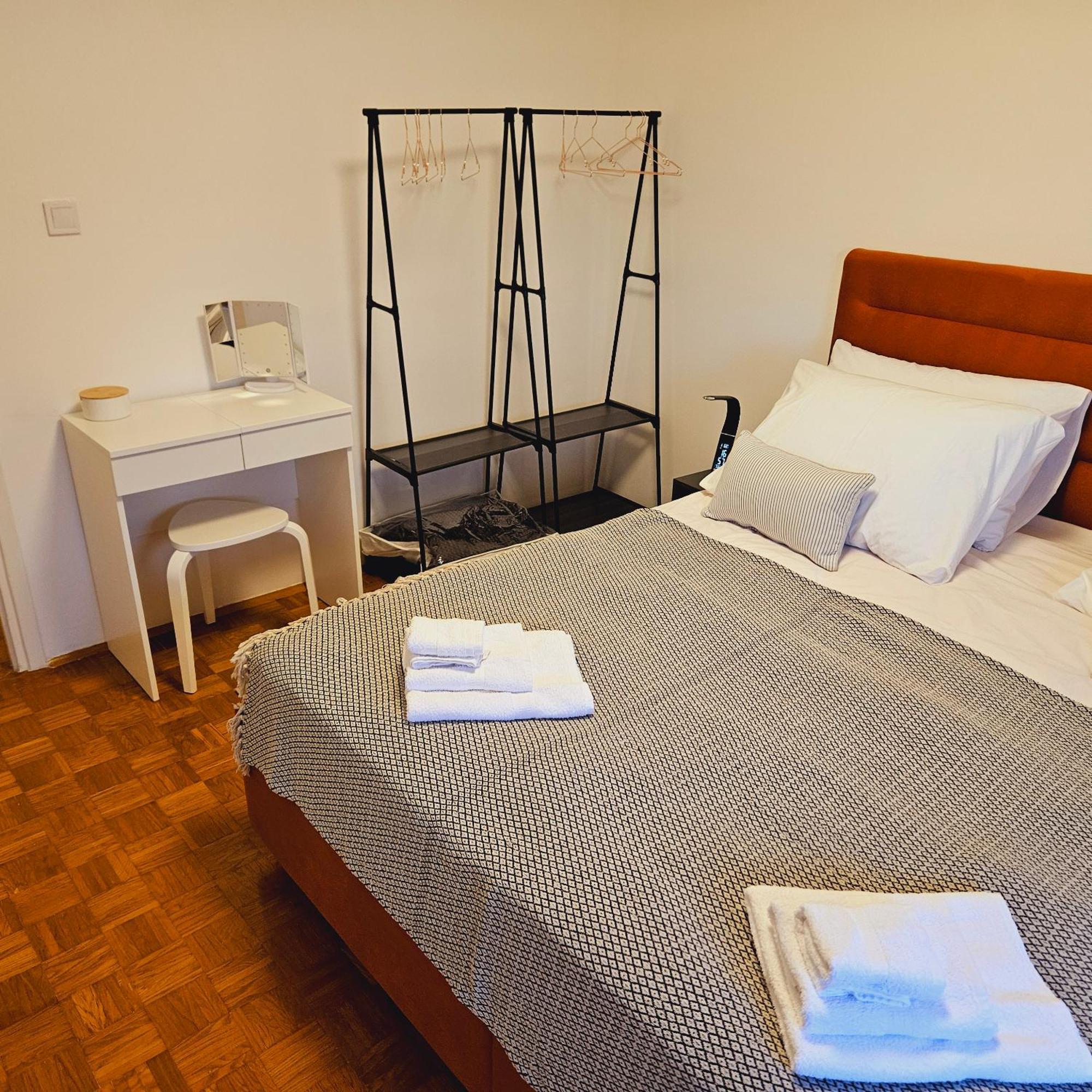 Apartman Dory Загреб Екстериор снимка